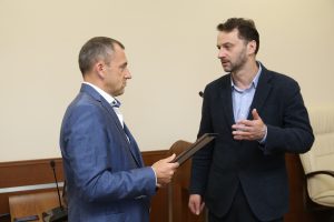 Глава Раменского городского округа В.В.Неволин вручил Благодарственное письмо генеральному директору ООО «Морозко»