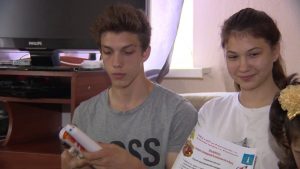 Многодетные и малообеспеченные семьи получили пожарные извещатели.