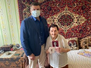 Председатель Совета депутатов Раменского г.о. поздравил ветерана с юбилеем