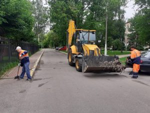 В Раменском продолжаются работы по содержанию территории