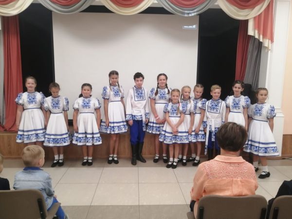 29.08.2020 г. директор МКУ «ТУ Новохаритоновское» Н.А.Ширенина посетила «День открытых дверей» в ДК «Кузяевский».