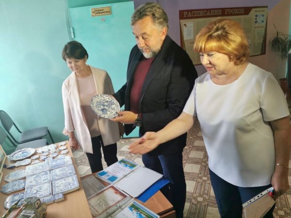 Кузяевская основная общеобразовательная школа Раменского г.о. стала лауреатом-победителем конкурса «Школа года-2020»!