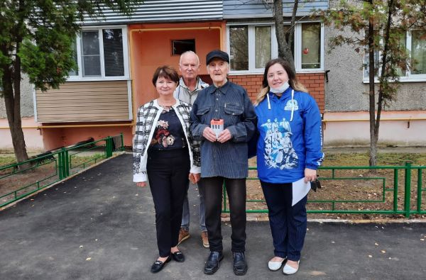 Участнику Великой Отечественной войны Тарыгину Валерию Михайловичу жителю Раменского г.о. вручили мобильный телефон