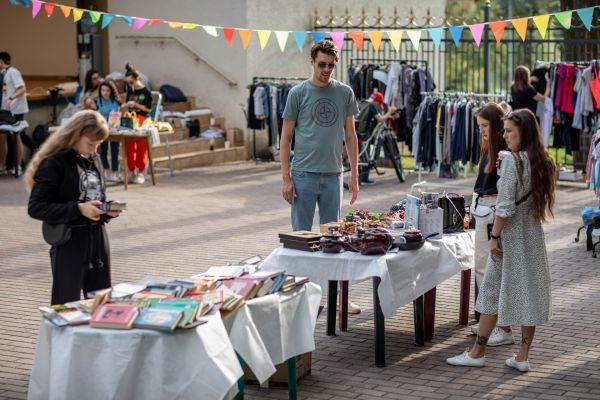 В прошедшие выходные в Раменском парке состоялась благотворительная ярмарка