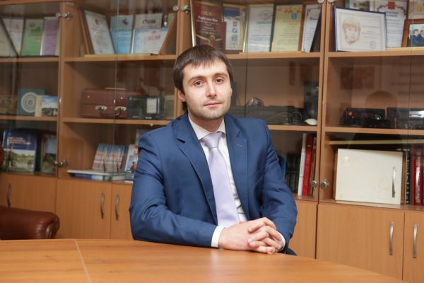 10.09 в 18-00 гостем прямого эфира на Раменском радио станет депутат Совета депутатов Раменского г.о А.В Веденин