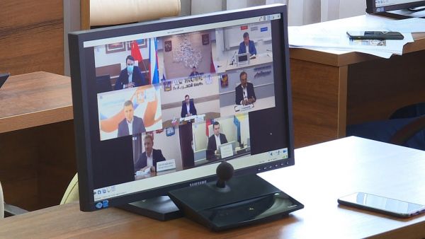 5 октября губернатор МО Андрей Воробьев в формате ВКС провел совещание