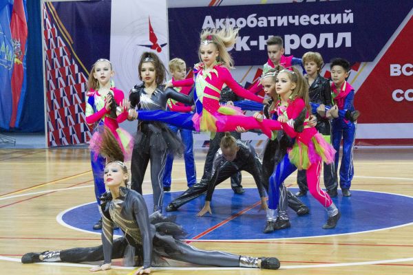 Всероссийские соревнования по акробатическом рок-н-роллу состоялись в спорткомплексе «Борисоглебский» г.Раменское