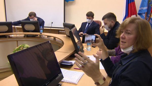 На днях в здании администрации состоялось заседание  по застройке ул.Нижегородской в поселке Кратово