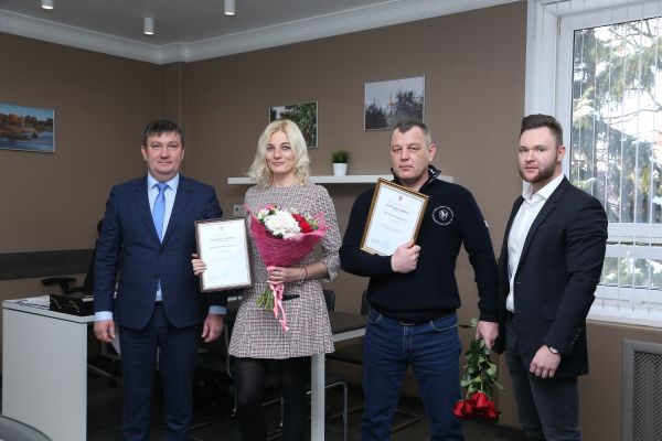 Владимир Жиров вручил Почетные грамоты перевозчикам пассажиров в городском и пригородном сообщении