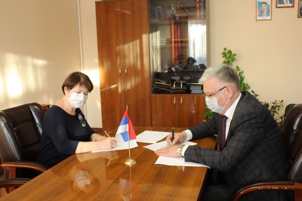 Сегодня в Раменском городском округе ТУ Новохаритоновское и ГГУ подписали соглашение о сотрудничестве.