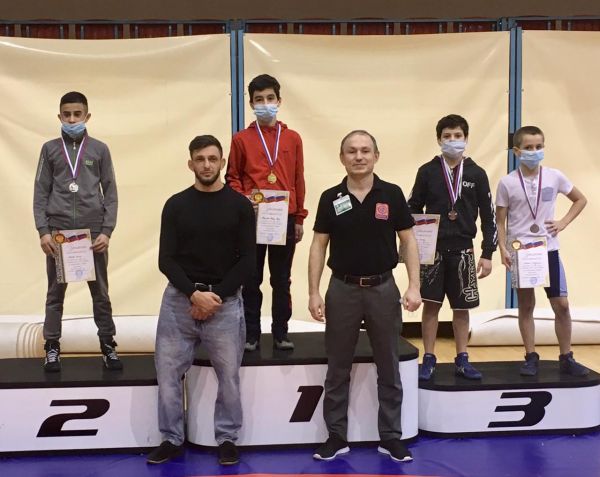 Шесть медалей завоевали раменские борцы на юношеском турнире по вольной борьбе в Мытищах