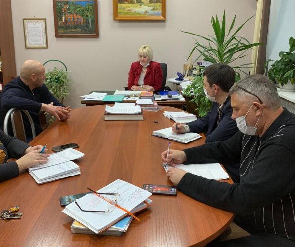 Сергей Демин провел встречу с администрацией Ильинской школы №26