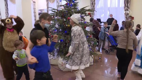 Первое оперативное совещание главы с заместителями и руководителями территориальных управлений