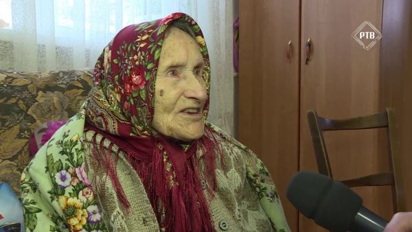 Татьяна Исаевна родилась в 1921 году 14 января в деревне Субботово Брянской области.