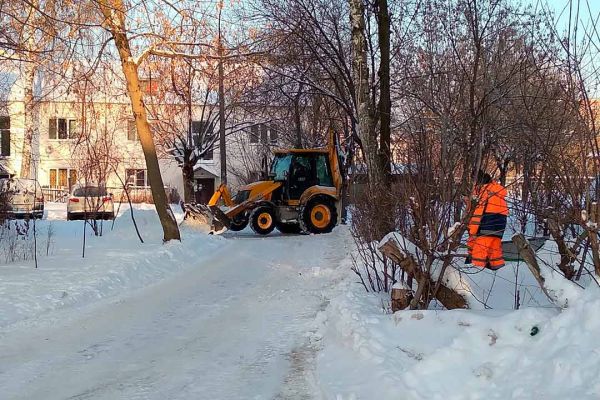 Уборка снега в Раменский. За прошедшую ночь расчищено 78 408 кв.м