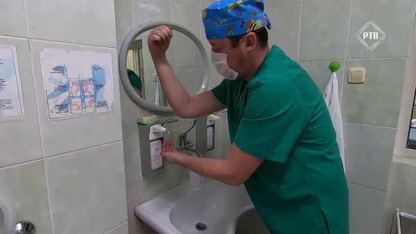 Впервые в Раменской ЦРБ провели уникальную операцию по удалению злокачественной опухоли.