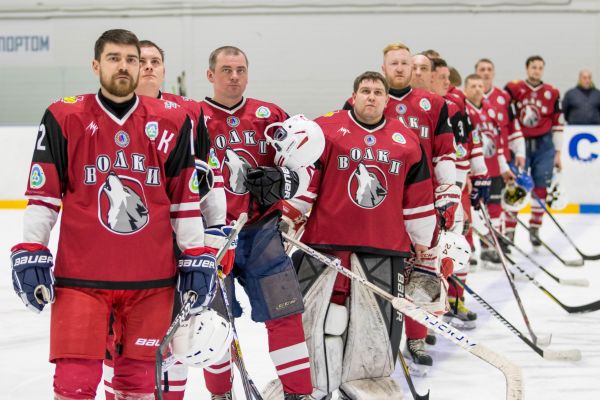 «Волки» и «АКМ». Раменчане смогли «дожать» электростальцев и одержать победу с крупным счётом 11:2.