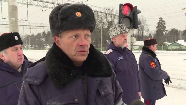 Рейд по безопасности на железнодорожном транспорте провели сегодня в п.Быково