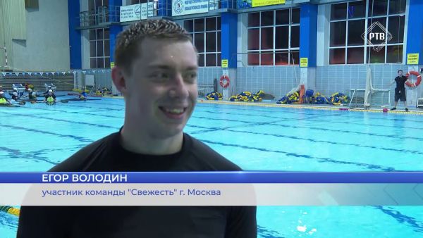 Водное поло на каноэ — это необычный и зрелищный вид спорта.