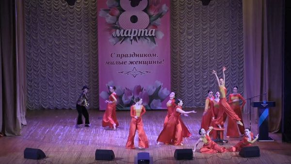 Модный приговор развернулся 3 марта на сцене ДК «Сатурн».