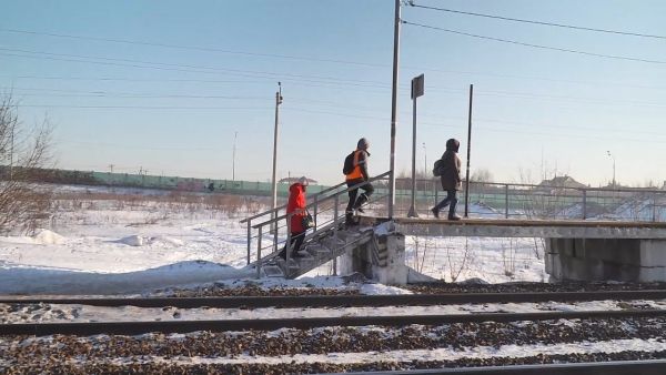 Профилактическое мероприятие по безопасности состоялось сегодня у ж/д платформы Родники.