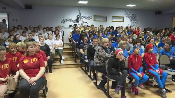 Турнир по волейболу среди работников муниципальных образовательных учреждений округа прошел 26 марта