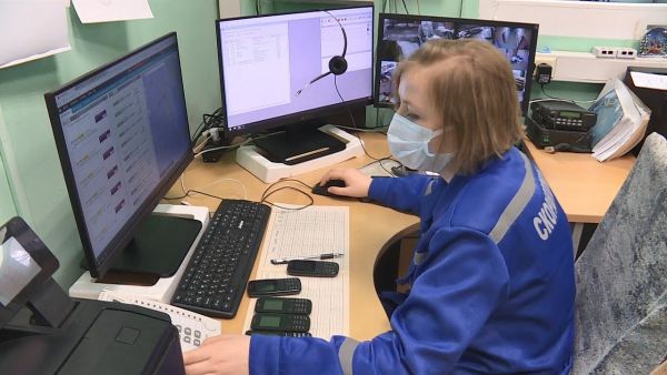 28 апреля поздравляют тех, кому свойственны самоотверженность, профессионализм и скорость.