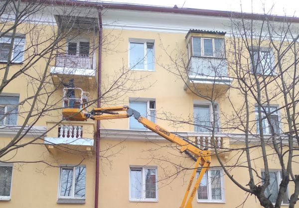 На центральной ул г.Раменское, в доме №3 на ул.Михалевича, косметический ремонт выполняет современная техника.