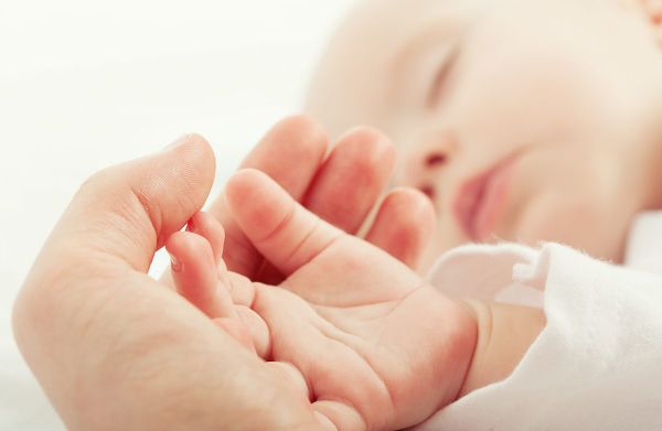 С 1 марта 2021 года изменен порядок назначения выплаты на первенца