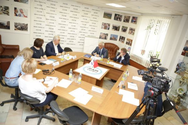 Вопросы самозанятости обсудили в Раменском информагентстве.