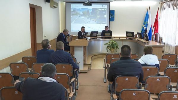 Ограничить скоростной режим на Фабричном проезде, такое решение приняла Комиссия по обеспечению БДД на заседании.