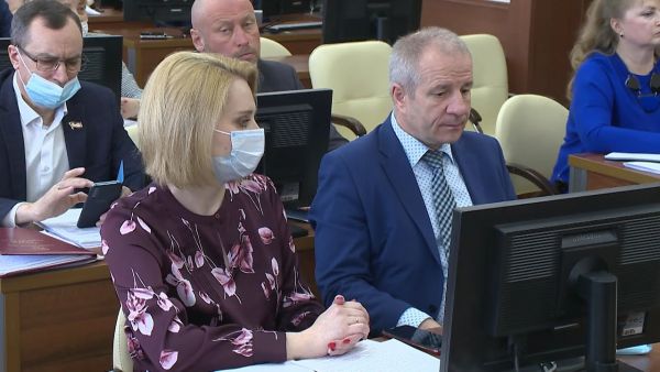 Бюджет округа формировался впервые и был утвержден на три года.