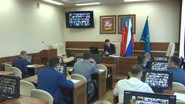 Оперативное совещание Виктор Неволин открыл сообщением о предстоящем отчете.