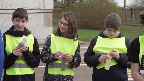 Перед началом каникул сотрудники Госавтоинспекции проводят в образовательных учреждениях мероприятия