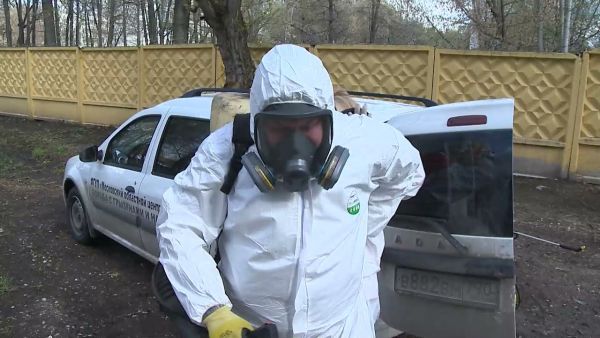 Препарат парализует нервную систему, как личинок, так и взрослых насекомых