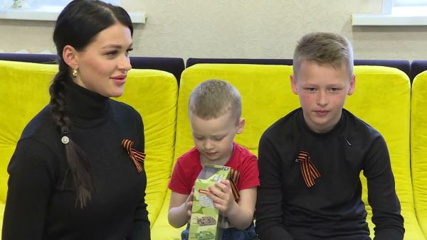 В Гжели продолжается патриотическая акция «Дом героя».