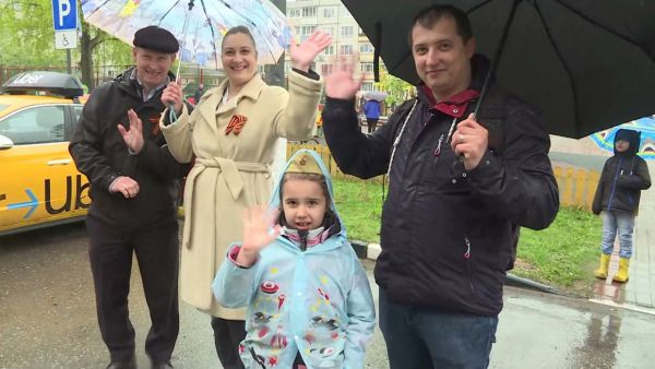 В ТУ»Ильинский»мероприятия  Дня Победы начались со школы №25 на улице Опаленной Юности.