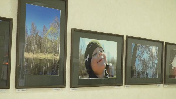Во Дворце культуры имени Воровского открылась выставка фоторабот учеников Натальи Нестериной.