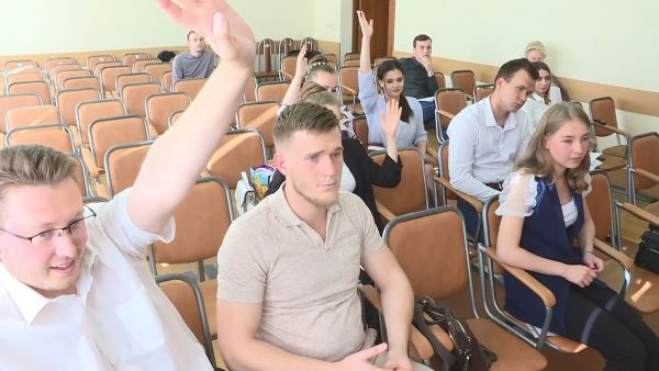 Прошли выборы секретаря и пресс-секретаря Молодёжного парламента.