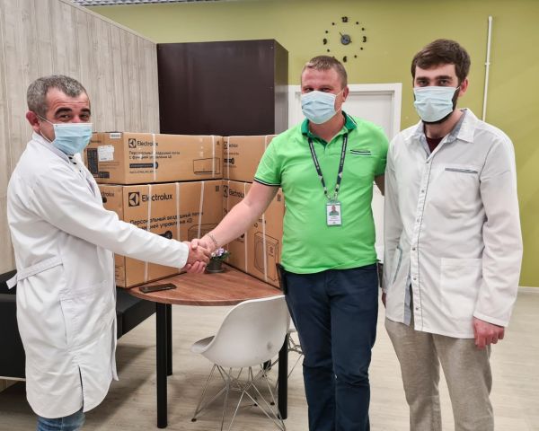 Сотрудники гипермаркета «Леруа Мерлен «Чулково» поддержали раменских врачей.