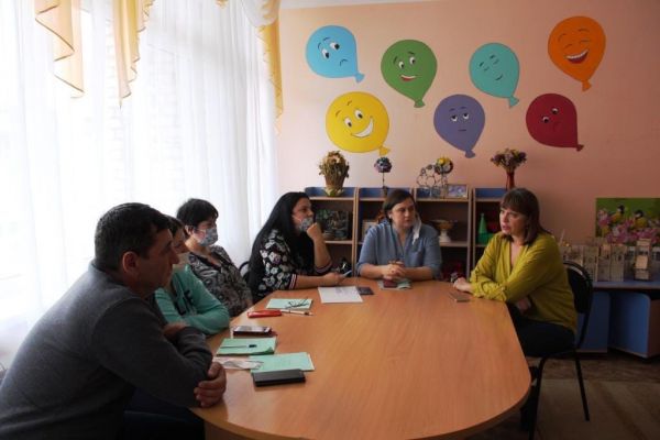 65 жителей Раменского г.о. прошли обучение в школе приёмных родителей.