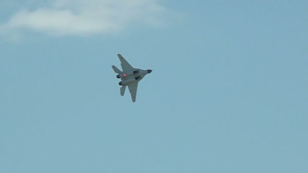 Международный авиационно-космический салон (МАКС) проводится в России с 1993 года.