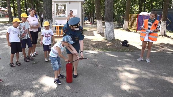 В летние каникулы сотрудники отдела надзорной деятельности и профилактической работы проводят рейды.
