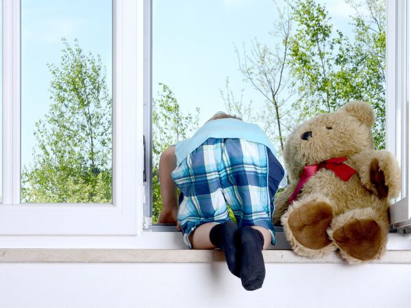 По оперативным сводкам