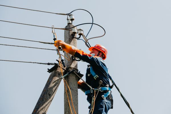 Энергетики «Россети Московский регион» продолжают модернизацию распределительных сетей в г.о. Раменское
