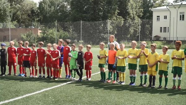 По всей России отметили День физкультурника.