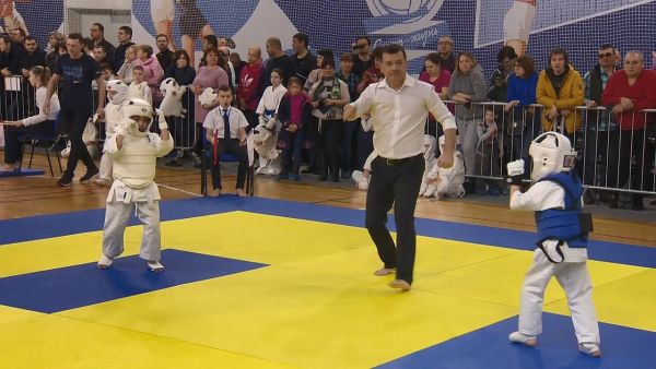 Спортивная школа «Раменское» с 1 января 2016 года работает по федеральным стандартам спортивной подготовки.