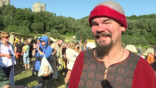 В день города демонстрировал свое мастерство клуб исторической реконструкции «Наследие предков»