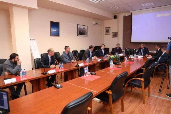 Виктор Неволин принял участие в совещании по выборам