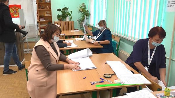 Продолжается третий день голосования на выборах в Государственную и областную Думу.